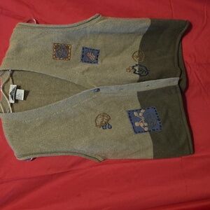 Lindsey Scott Sweater Vest with Embroidered Patches L